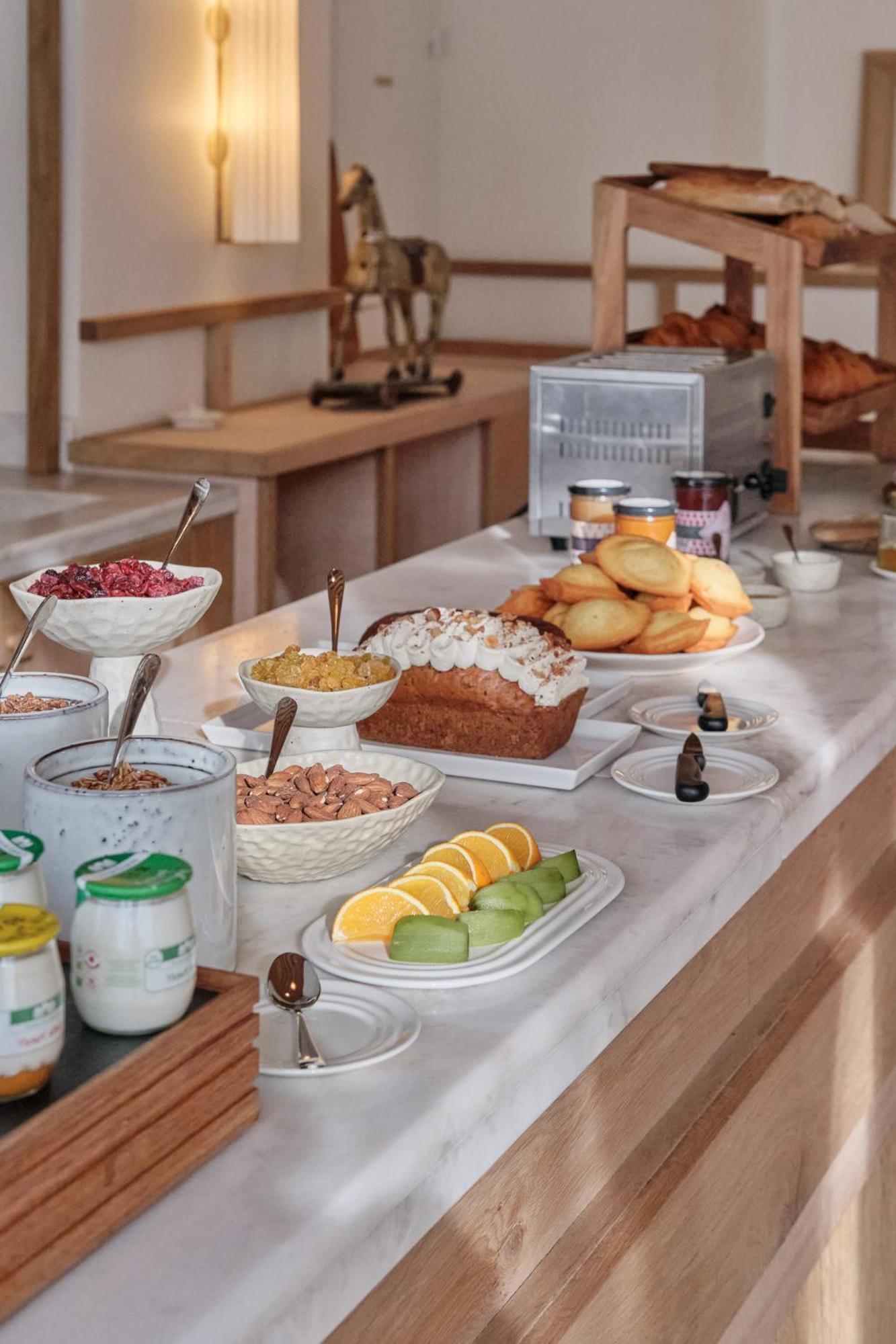 Elysee Montmartre Hotel Paryż Zewnętrze zdjęcie